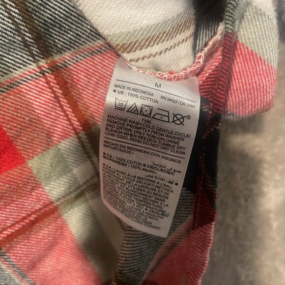 OLD NAVY Shirt Womens Medium Flannel Boyfriend Button Down Red Plaid Long Slv - Picture 5 of 7